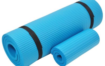 Everyday Essentials Tapete de yoga ,1/2 pulgada, extra gruesa, densidad alta, resistente al desgarro, con almohadilla para la rodilla y correa de transporte